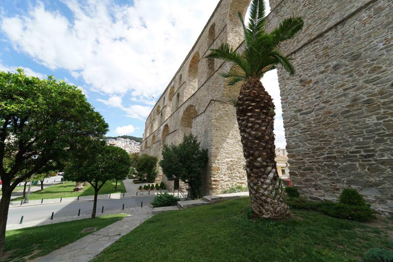 Apartment With Balcony And Parking Kavala Exterior photo